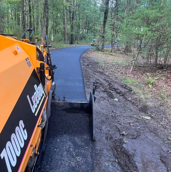 Residential asphalt driveway paving in Haverhill MA